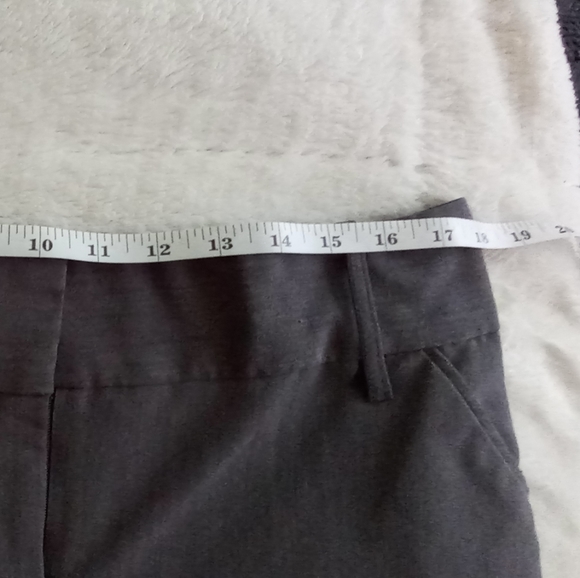 🔥3/$40🔥 Ellen Tracy Dress Capris - Picture 11 of 12